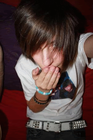 th_KISS-1.gif